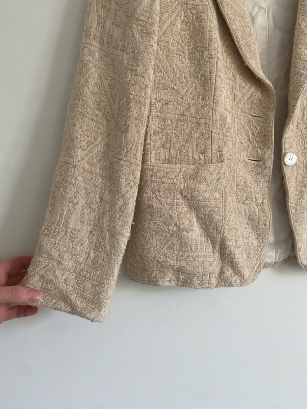 ERES Beverly Hills | Silk Jacquard Blazer | Neutral Slub Texture - Picture 5 of 8